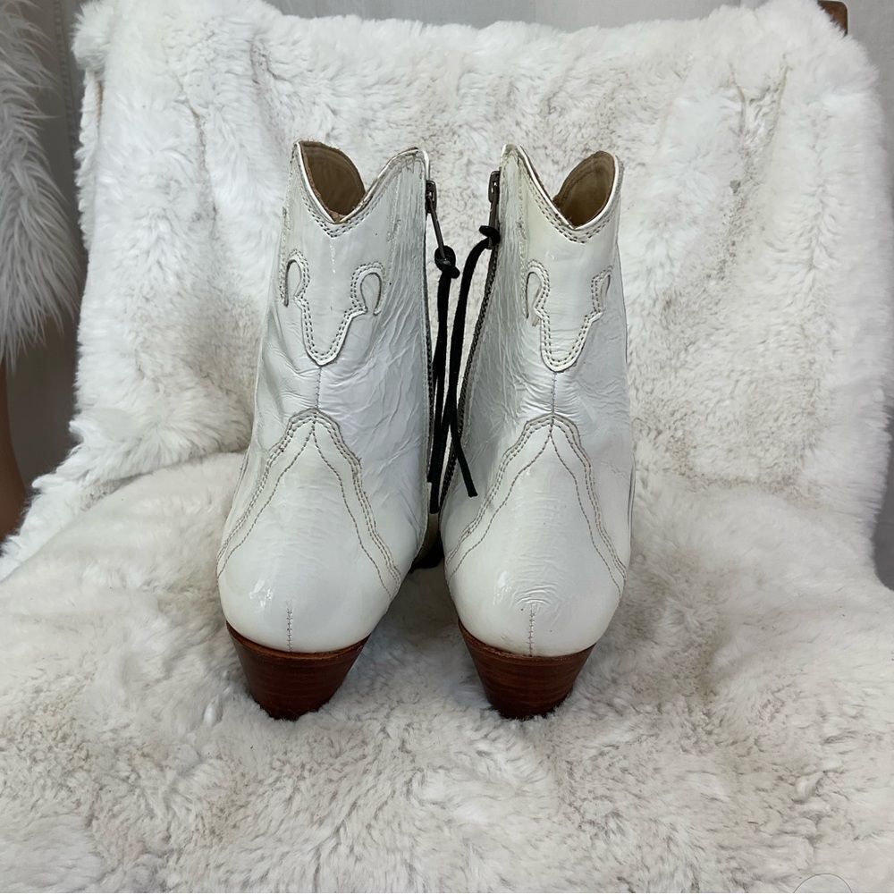 NEW Free People White Frontier Patent Leather Western Boots 9 EUR 39.5 - Picture 9 of 13